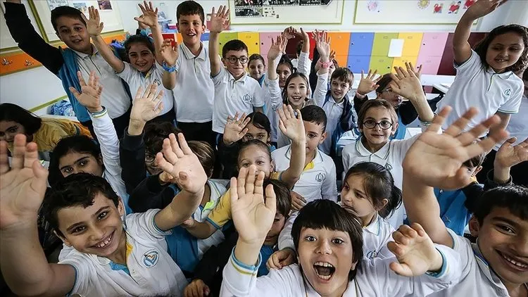 Meb Ara Tati̇l Tari̇hleri̇ 2025 2026 Kasım Ara Tatili Ne Zaman Kaç Gün Sürecek2