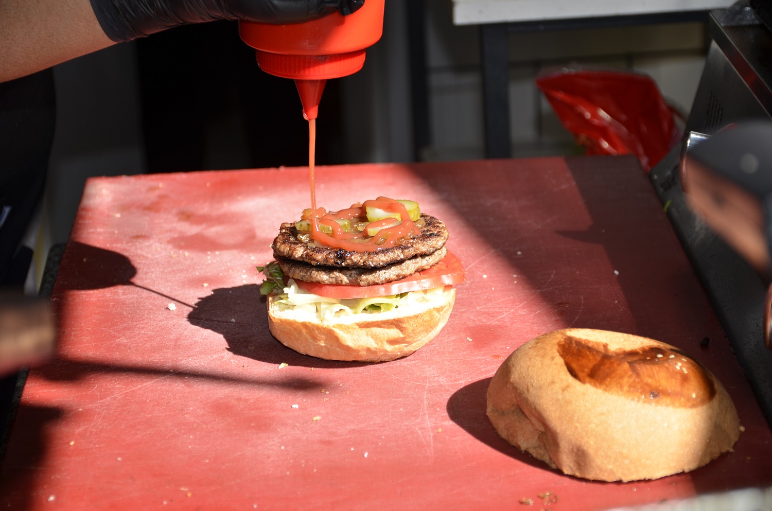 Mesut Burger Afşin’de Hizmet Vermeye Devam Ediyor (10)