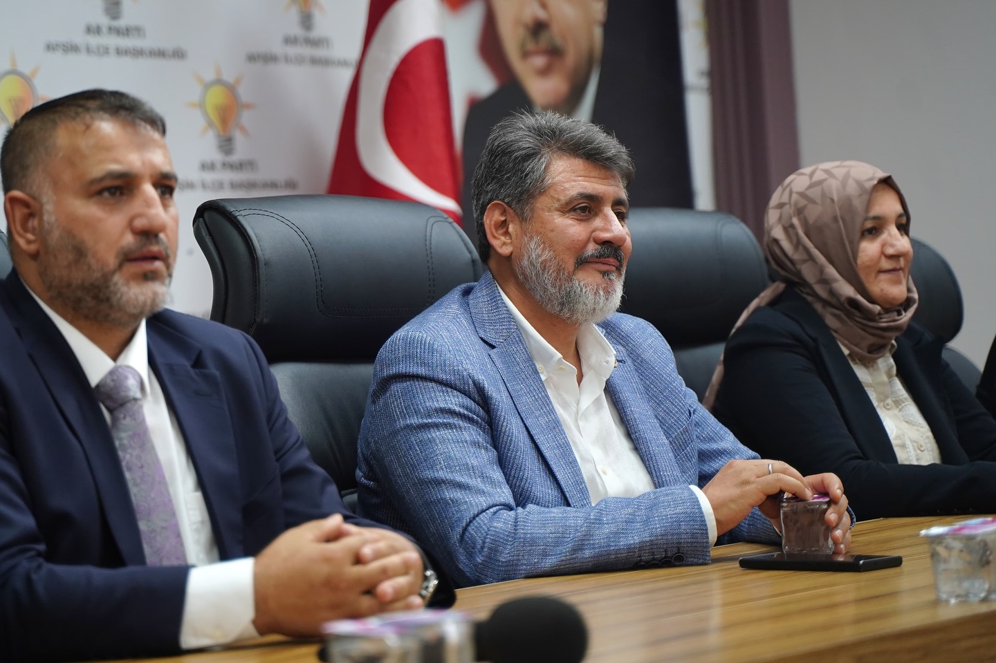 Milletvekili Debgici Afşin’d Şehit Ailesine Ve Vatandaşlara Ziyaret