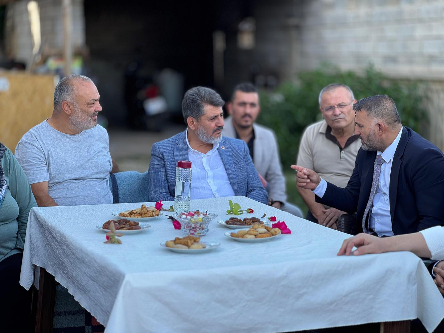 Milletvekili Debgici Afşin’d Şehit Ailesine Ve Vatandaşlara Ziyaret3