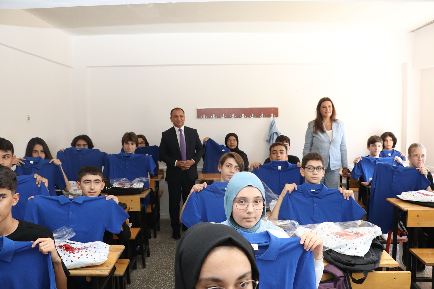 Nazlı Ceyhan Balduk Kurtul’dan Eğitime Destek Ziyareti1