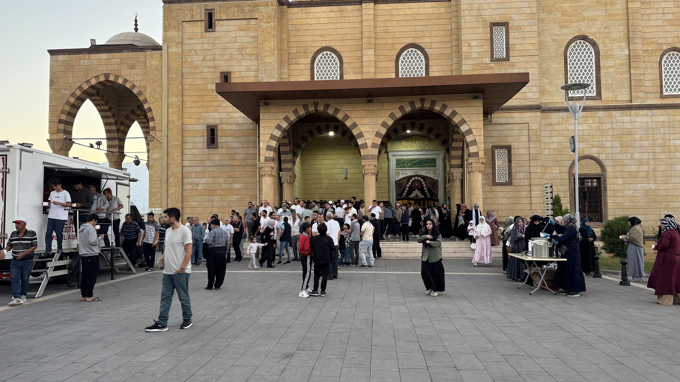 Sabah Namazında Dualar Filistin Ve Küresel Sumud Filosu İçin Yükseldi (5)