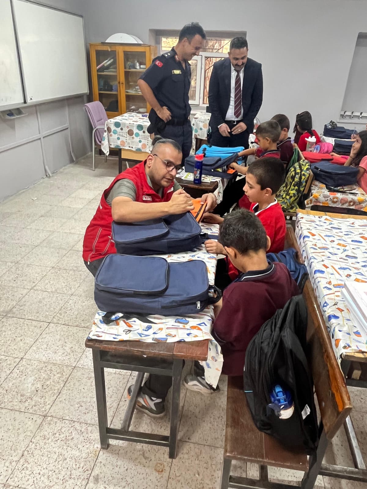 Türk Kızılay Afşin Şube Başkanlığı – Eğitime Umutla Destek (3)