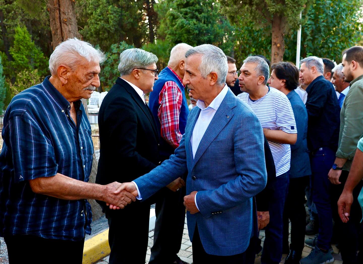 Vali Ünlüer, İş İnsanı Çinkay’ın Cenaze Törenine Katıldı2