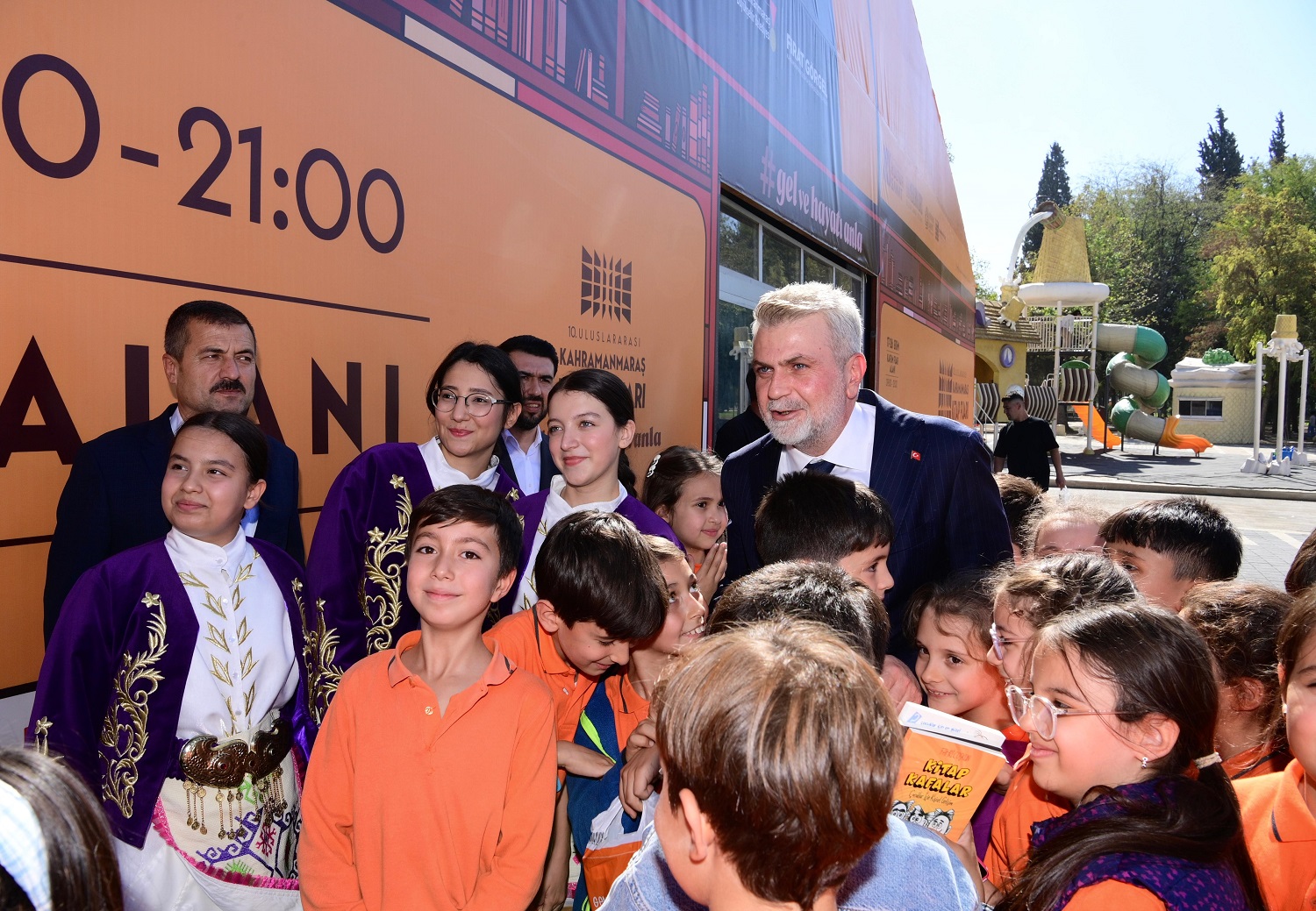 410 Bin Ziyaretçi, 400 Yazar Ve 150 Yayıneviyle Kültür Sanat Şöleni Yaşandı (1)-1