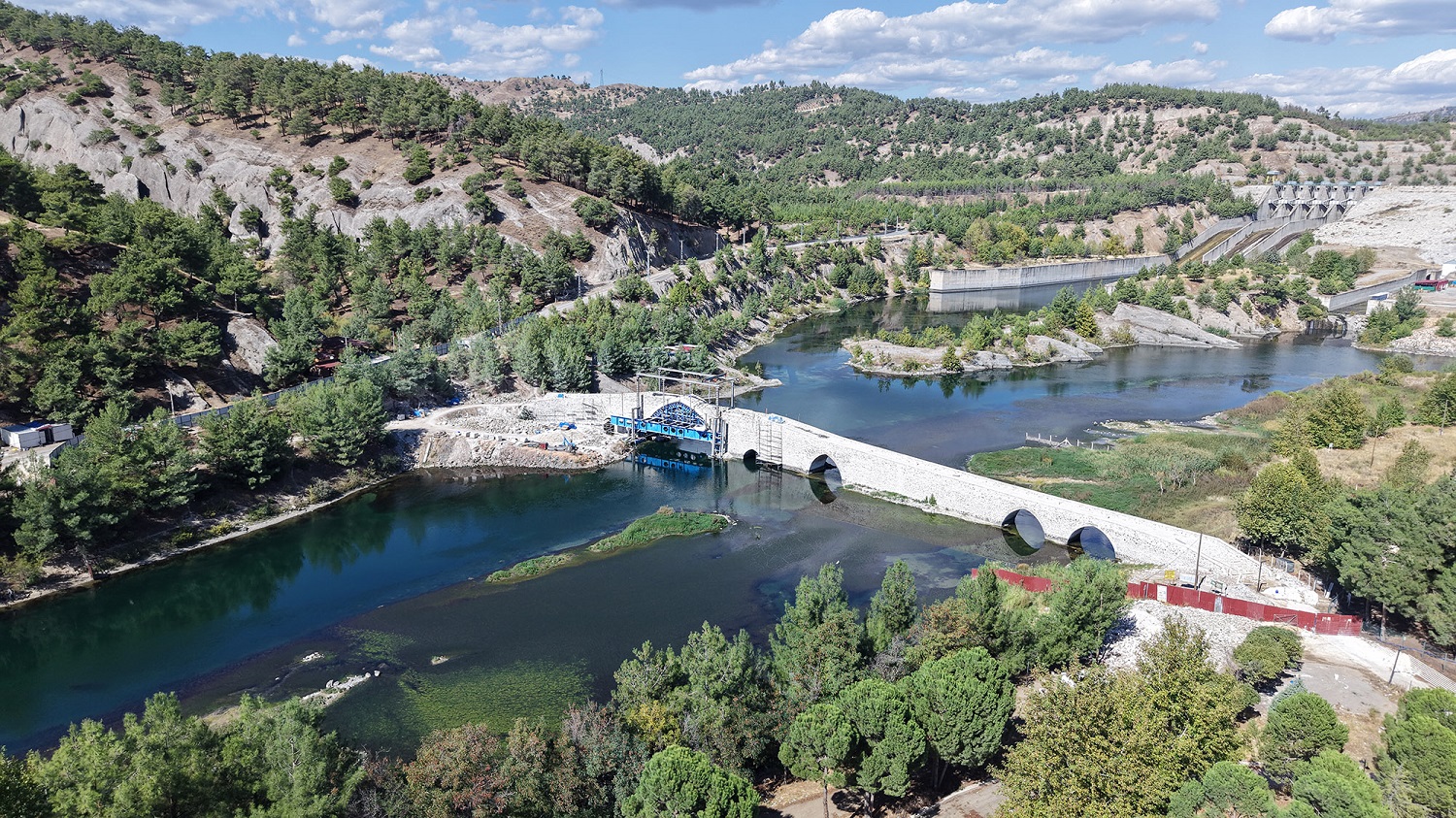 5 Asırlık Ceyhan Köprüsü’nün Restorasyonu Tamamlanıyor (2)