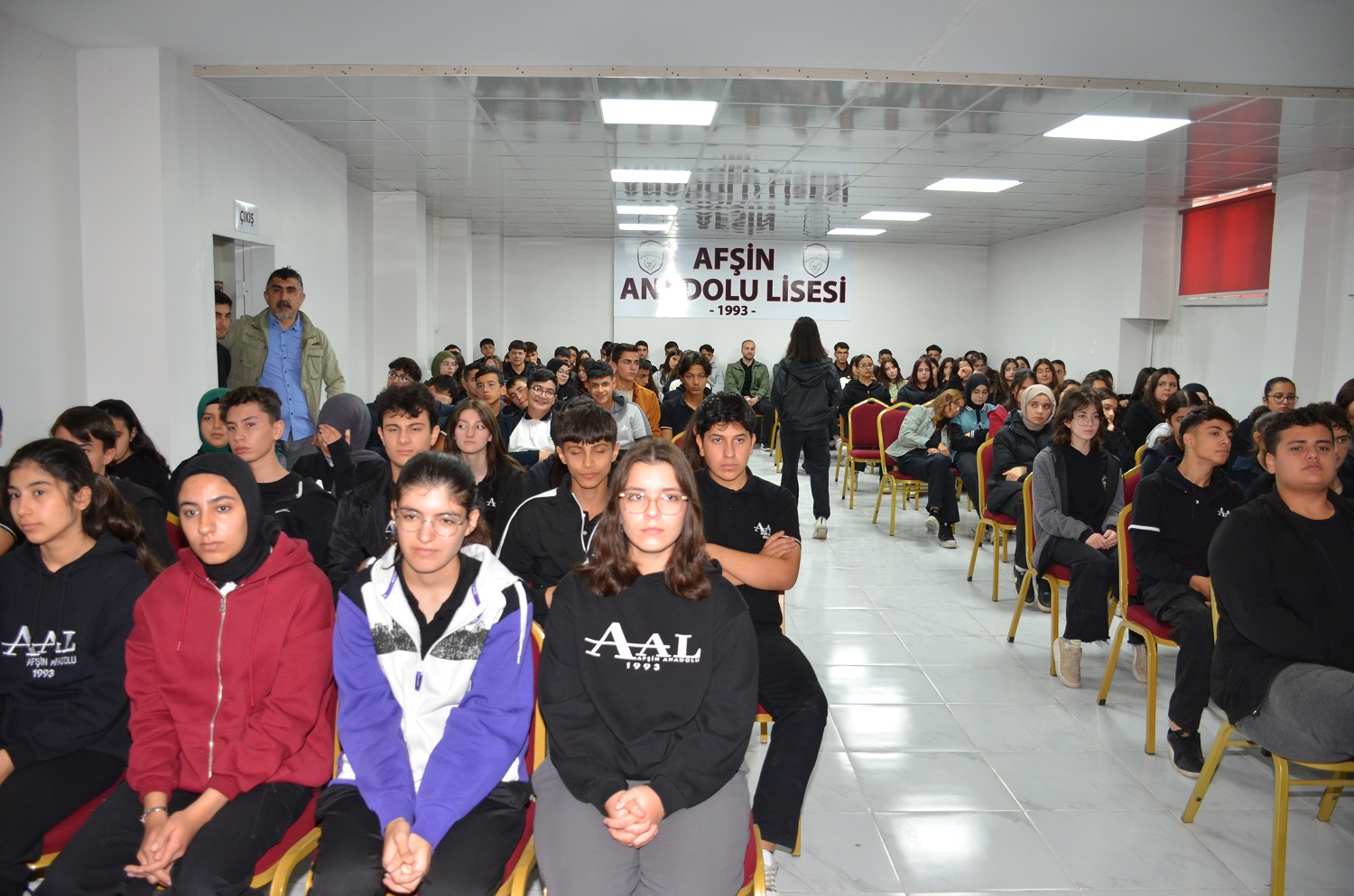 Afşin Anadolu Lisesi’nde Âşık Yener Anıldı (10)