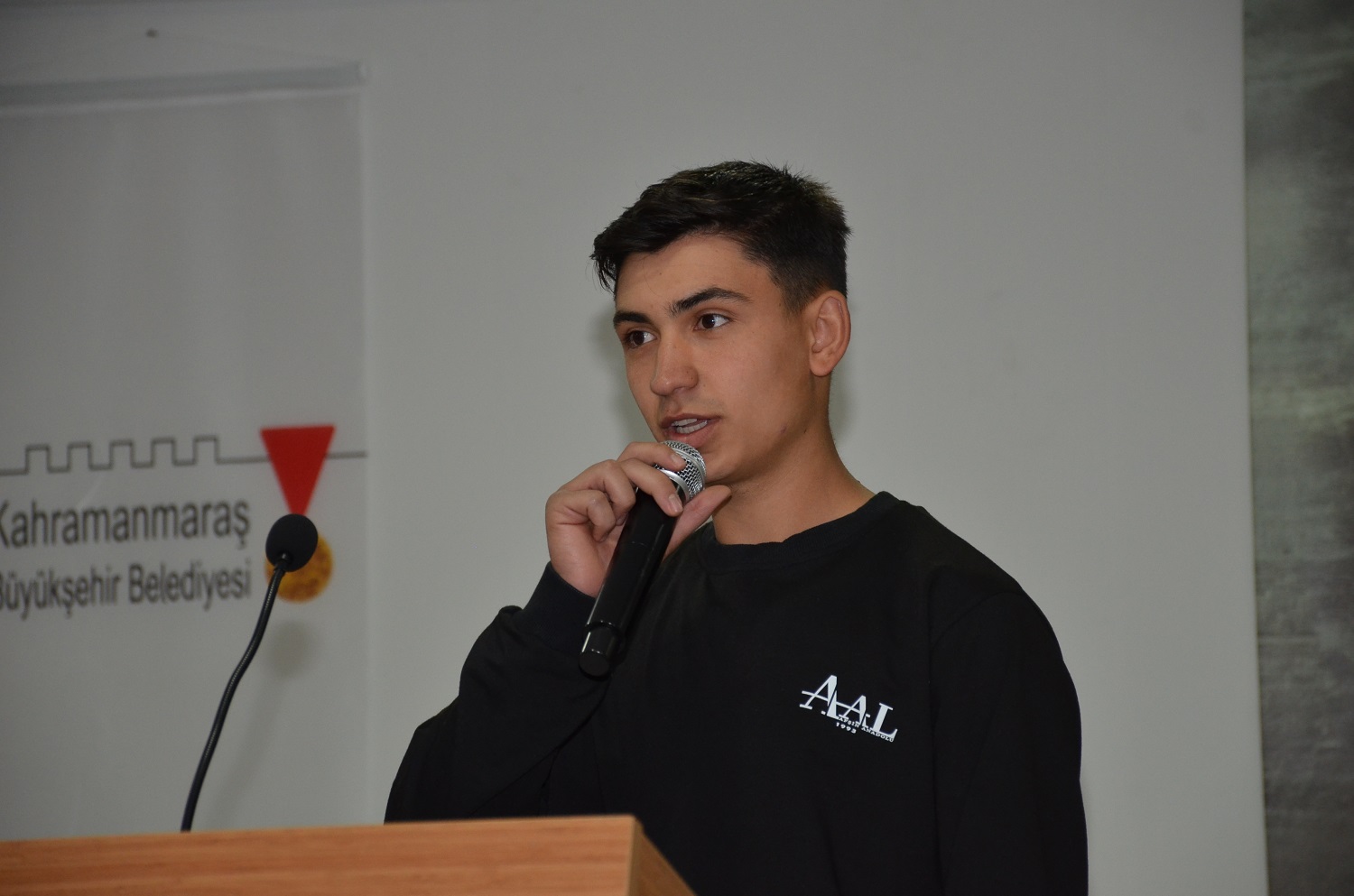 Afşin Anadolu Lisesi’nde Âşık Yener Anıldı (8)