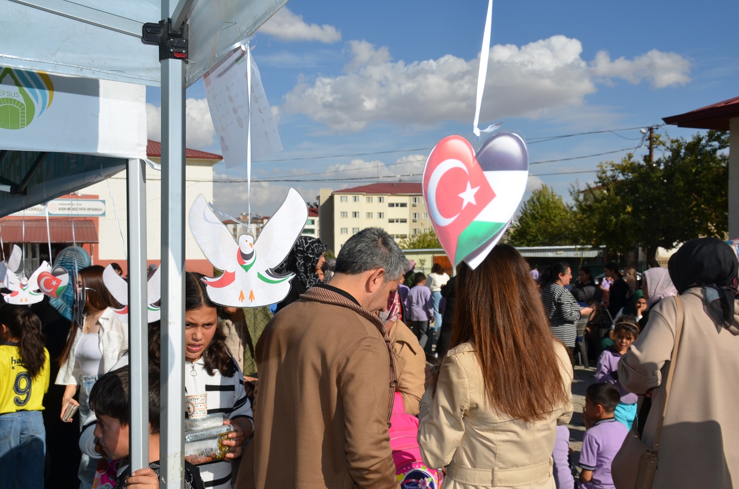 Afşin Merkez Ortaokulundan Filistin'e Destek Kermesi (11)