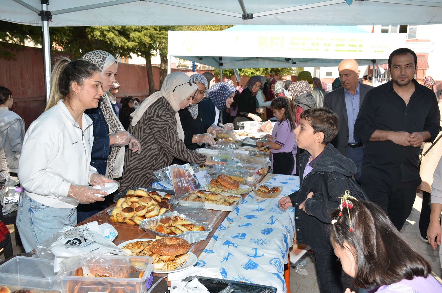 Afşin Merkez Ortaokulundan Filistin'e Destek Kermesi (15)