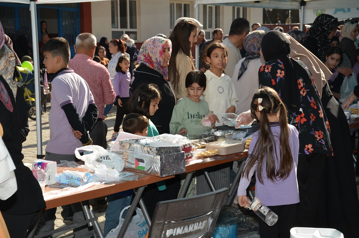 Afşin Merkez Ortaokulundan Filistin'e Destek Kermesi (17)