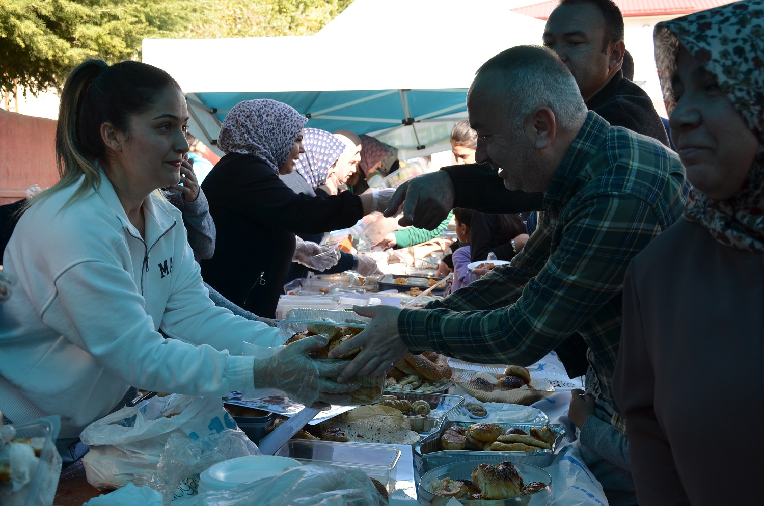 Afşin Merkez Ortaokulundan Filistin'e Destek Kermesi (8)