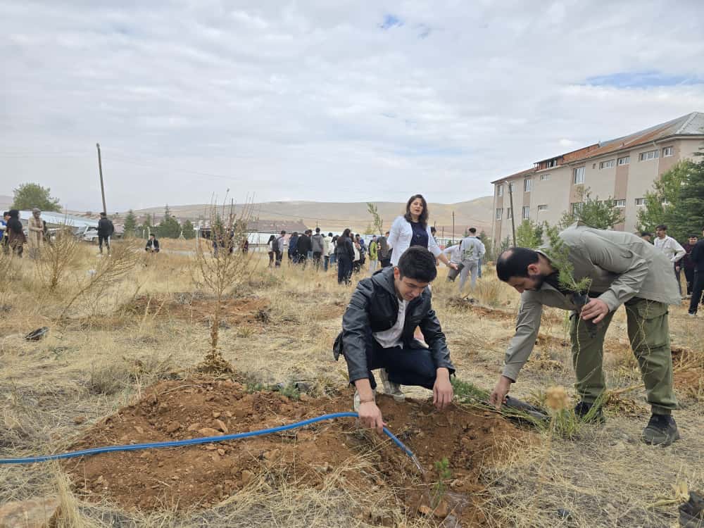 Afşin Sağlık Yüksekokulu’ndan Anlamlı Fidan Dikimi 4