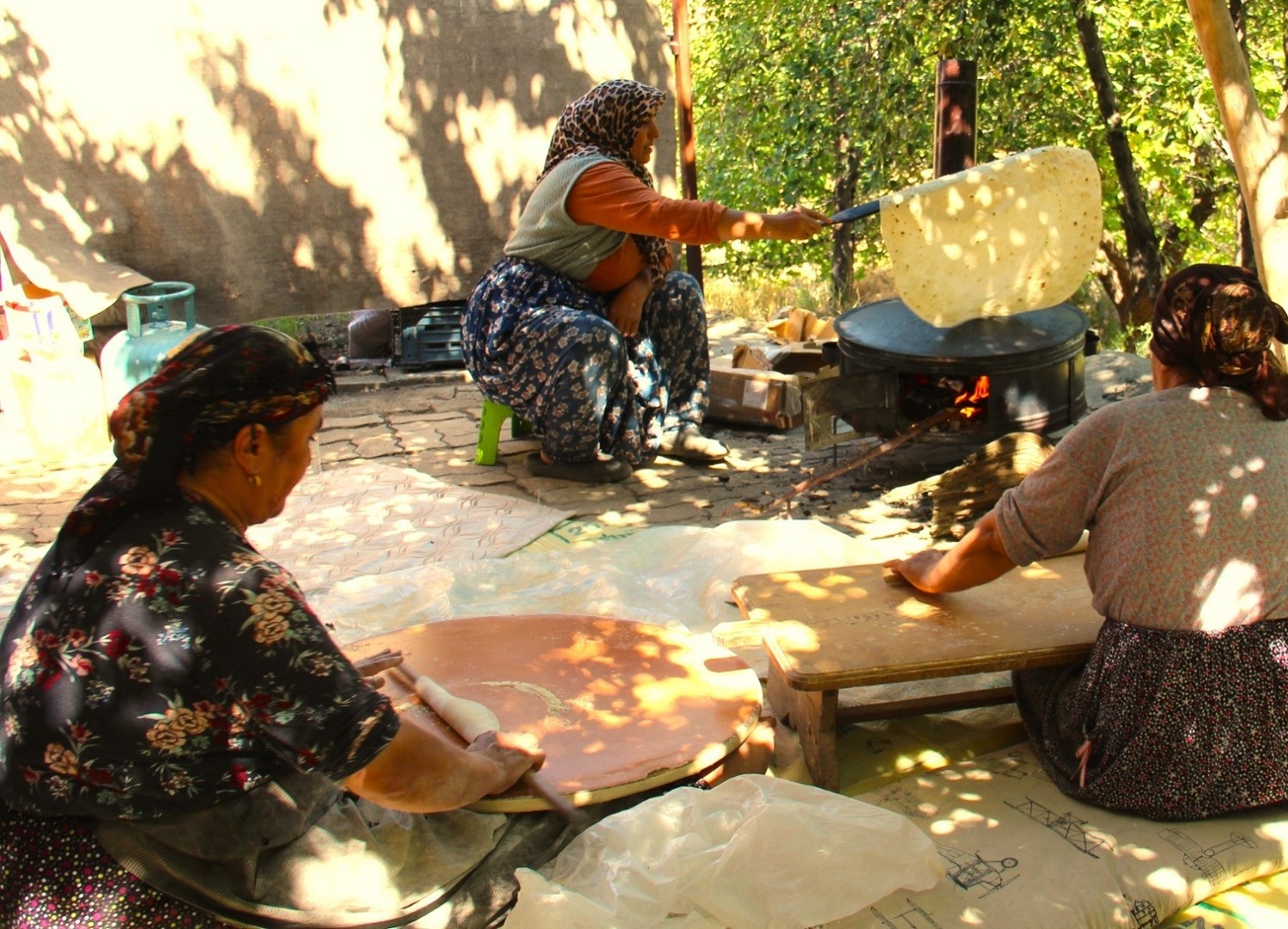Afşin’de İmece Geleneğiyle Kış Hazırlığı Devam Ediyor (3)