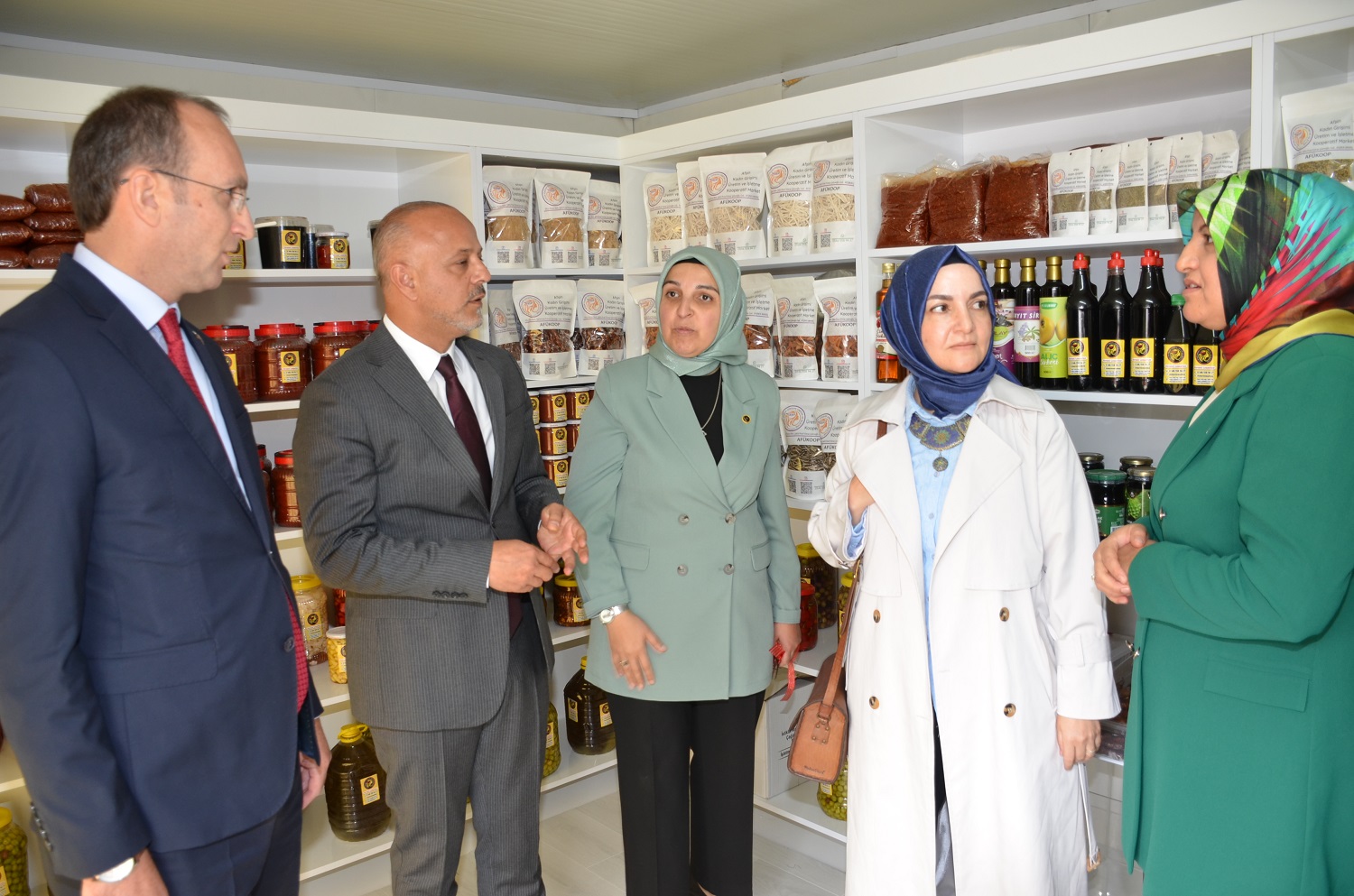 Afşin’de Kadın Girişimi Üretim Ve İşletmesi Açıldı (19)