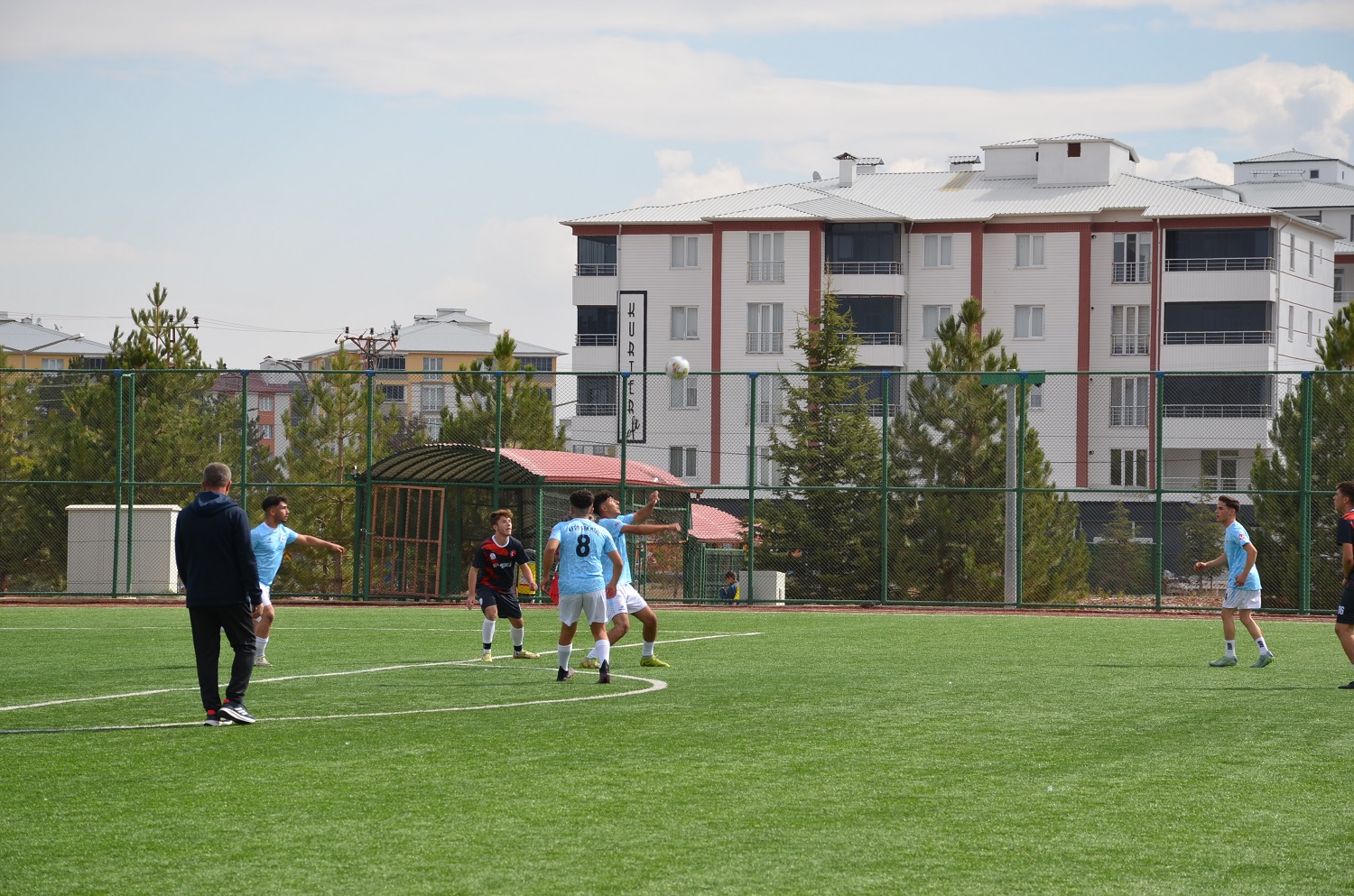 Afşin’de Liseler Arası Futbol Turnuvası Başladı (3)
