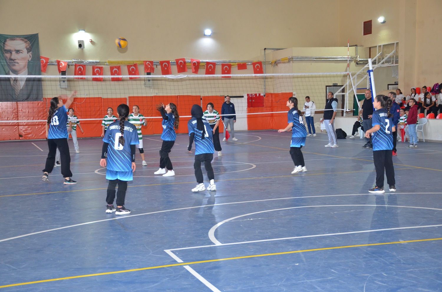 Afşin’de Okullar Arası Voleybol Turnuvası Başladı (7)