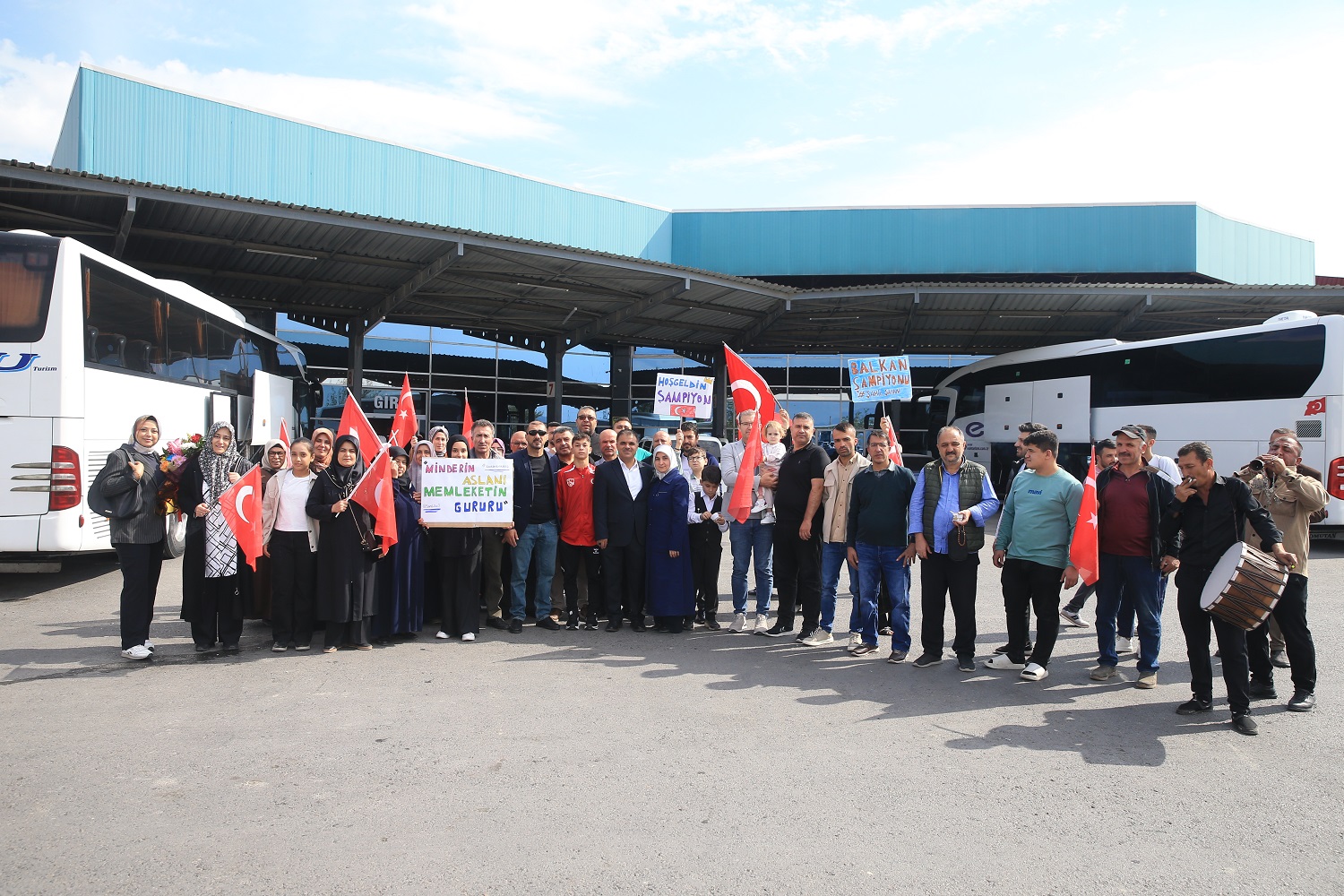 Balkan Şampiyonu Milli Güreşçi, Kahramanmaraş'ta Törenle Karşılandı (1)