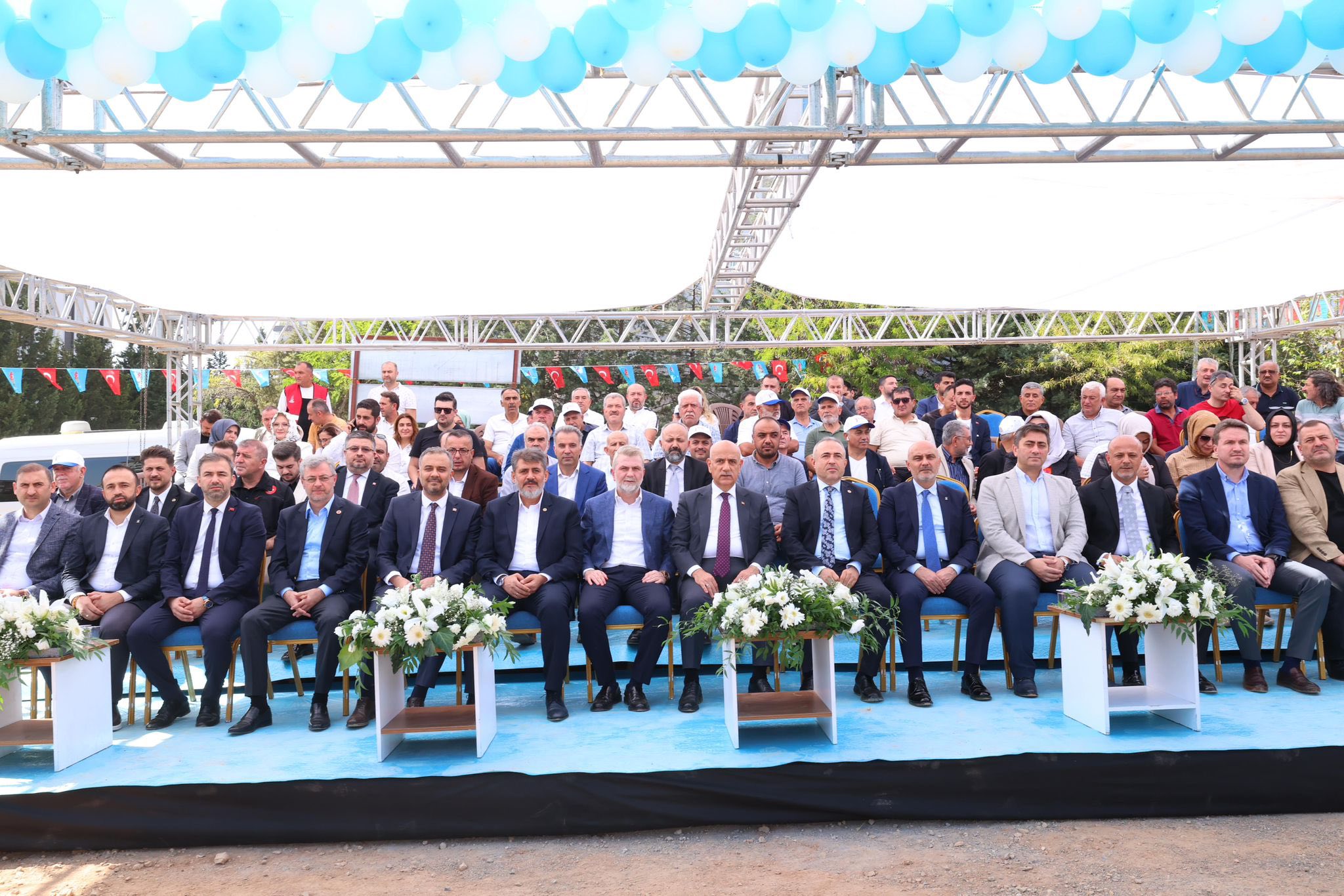 Başkan Kıraç, Onikişubat’taki Temel Atma Törenine Katıldı