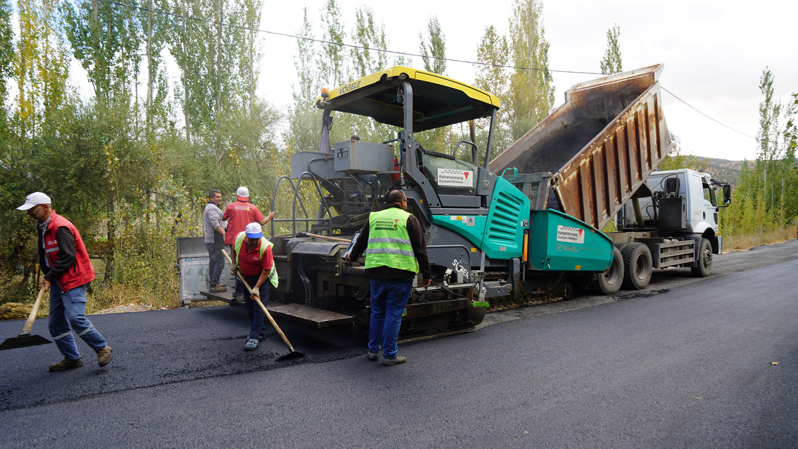 Büyükşehir, Çağlayancerit’te 65 Milyonluk Yol Yatırımı Yapıyor (3)