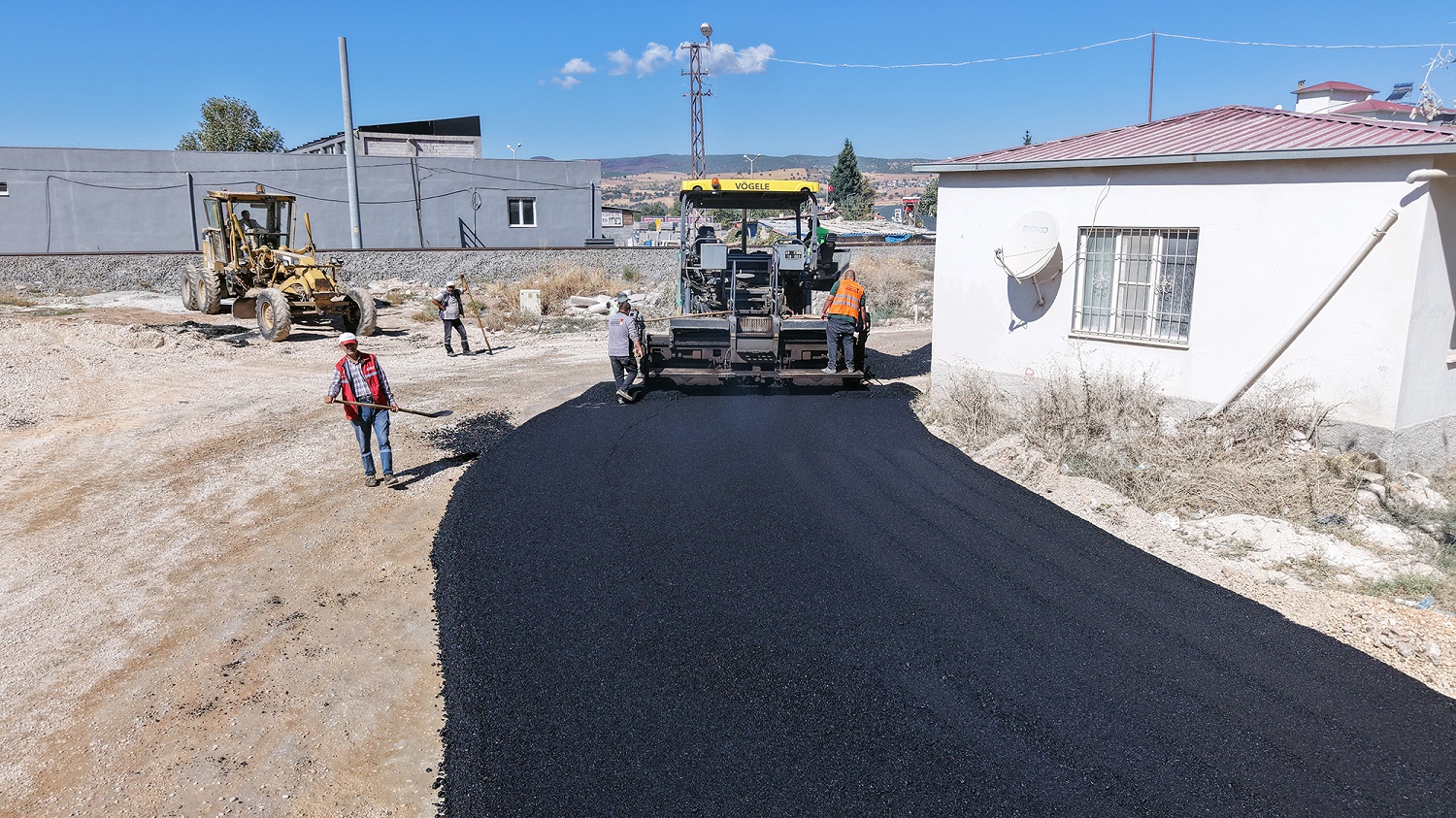Büyükşehir’den Pazarcık’ta Biten Altyapının Ardından Asfalt Hamlesi (3)