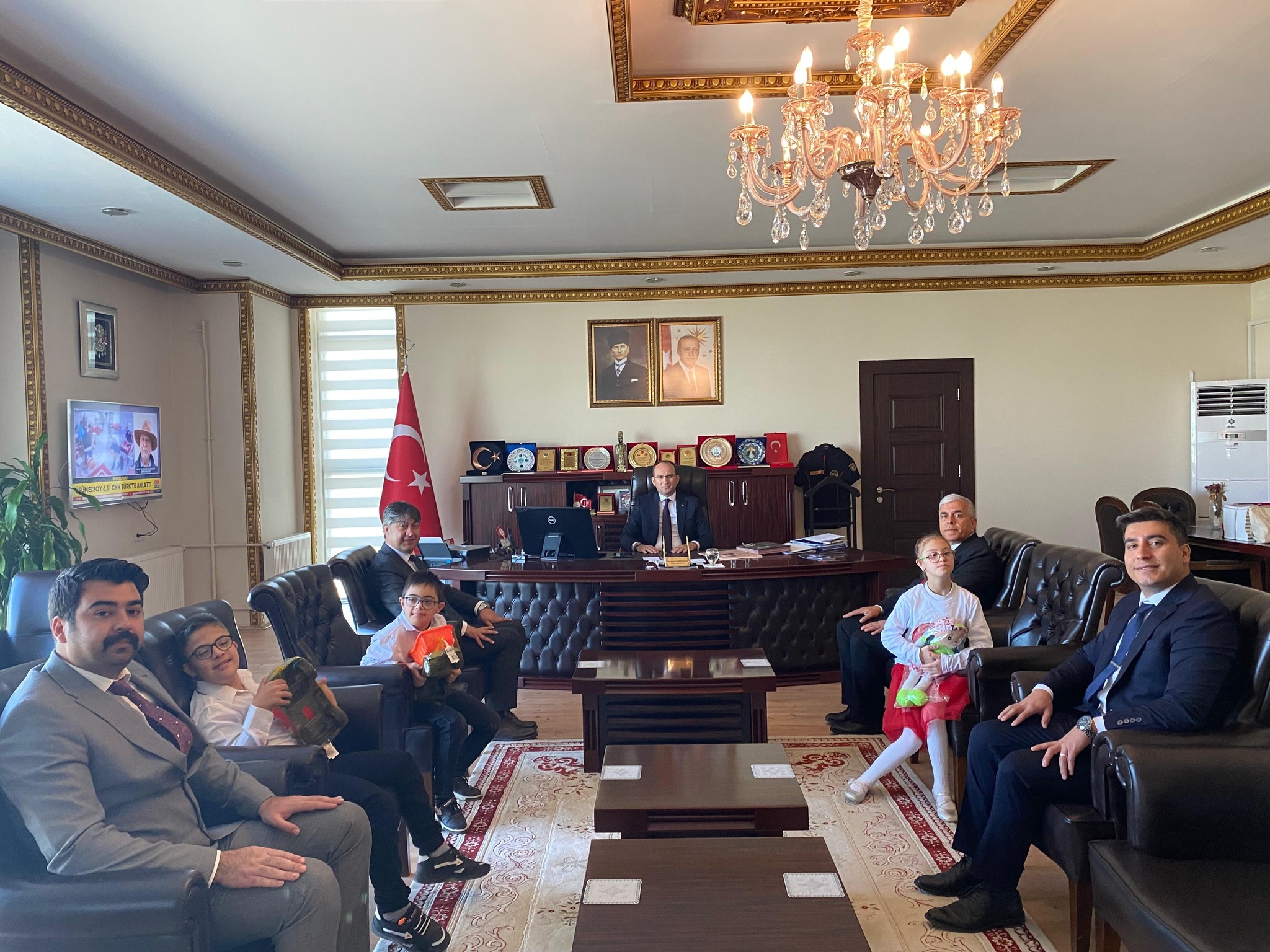 Cumhuriyet Bayramı Dolayısıyla Kaymakam Sarıdoğan’a Ziyaret1