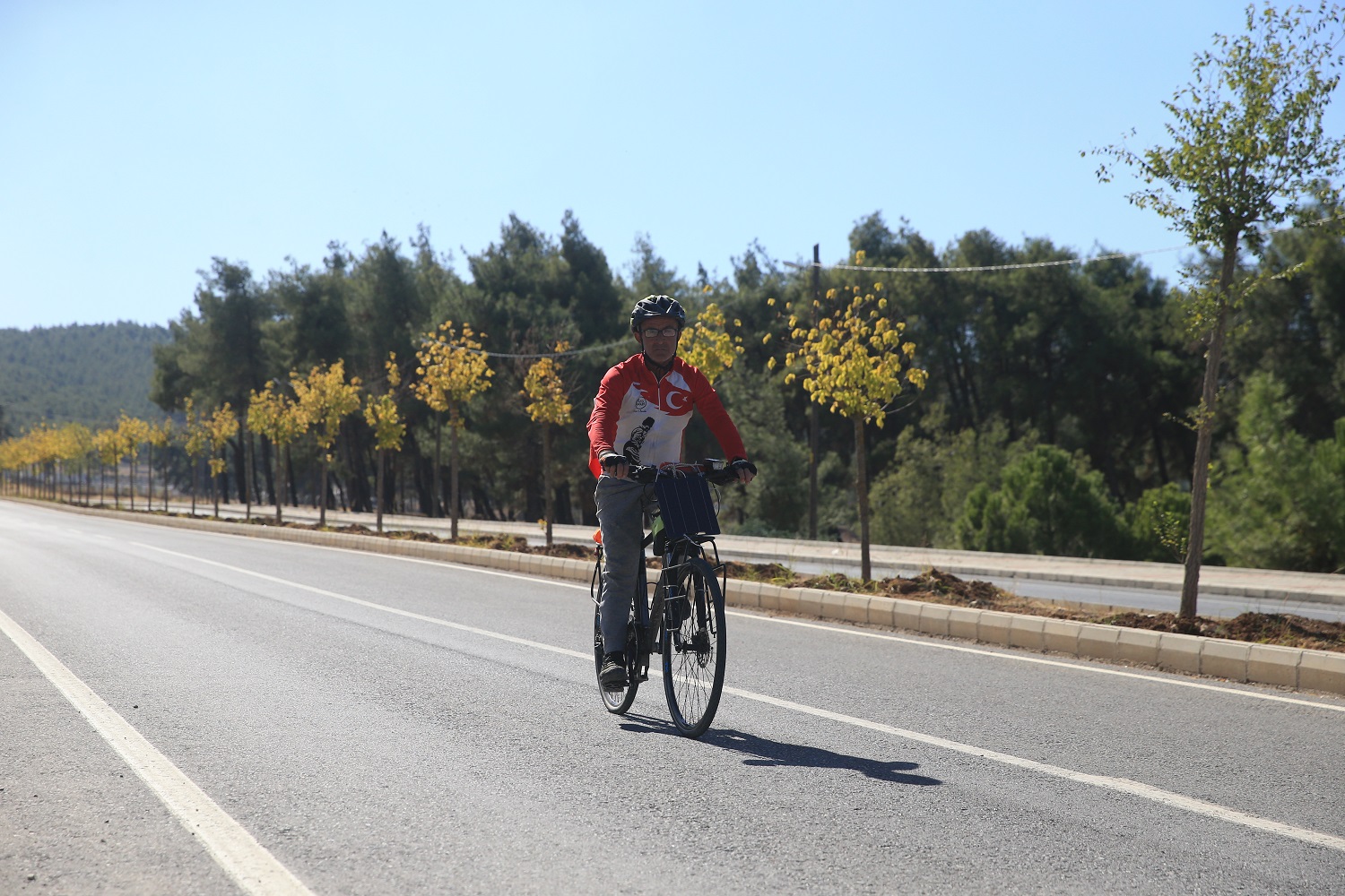 Deprem Farkındalığı Ve Deprem Şehitleri İçin İzmir'den Kahramanmaraş'a Pedal Çevirdi (3)