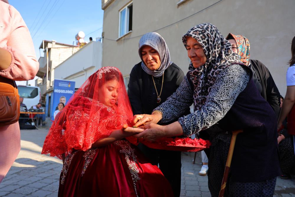 Down Sendromlu Melek'in Gelinlik Hayali Gerçek Oldu 10