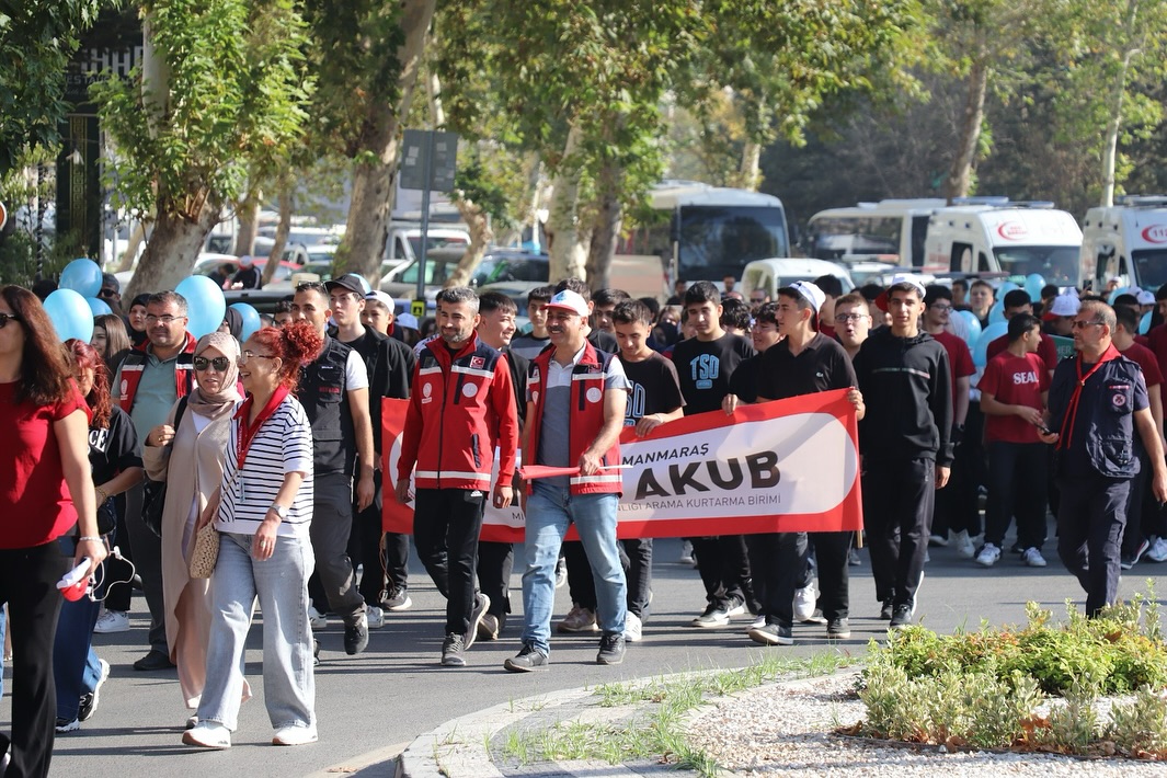 Dünya Yürüyüş Günü’nde Sağlık İçin Adım Attılar1