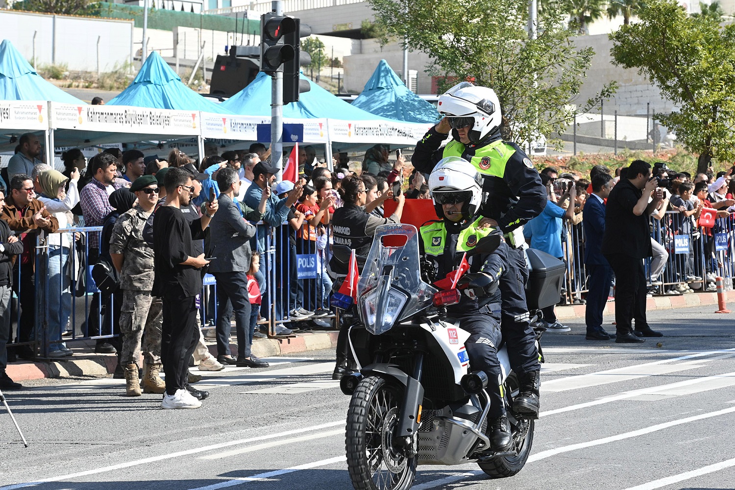 Gurur, Birlik Ve Beraberlik; Cumhuriyetin 102. Yılı Coşkuyla Kutlandı (2)