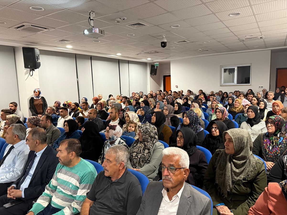Kahramanmaraş İl Millî Eğitim Müdürü Baydur, Velilerle Buluştu6