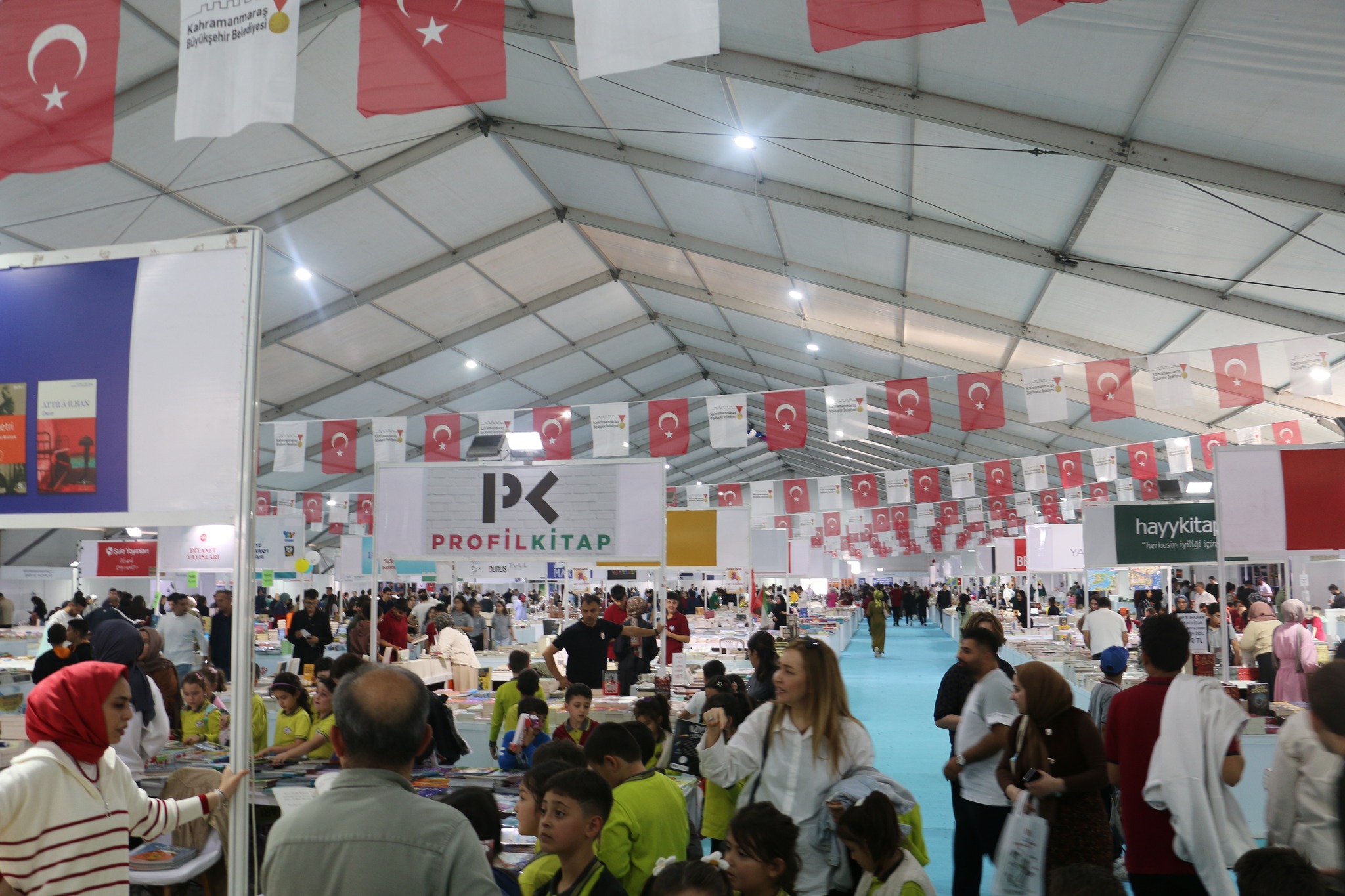 Kahramanmaraş Personel Eğitim Merkezi Kursiyerlerinden Kitap Fuarı Ziyareti2