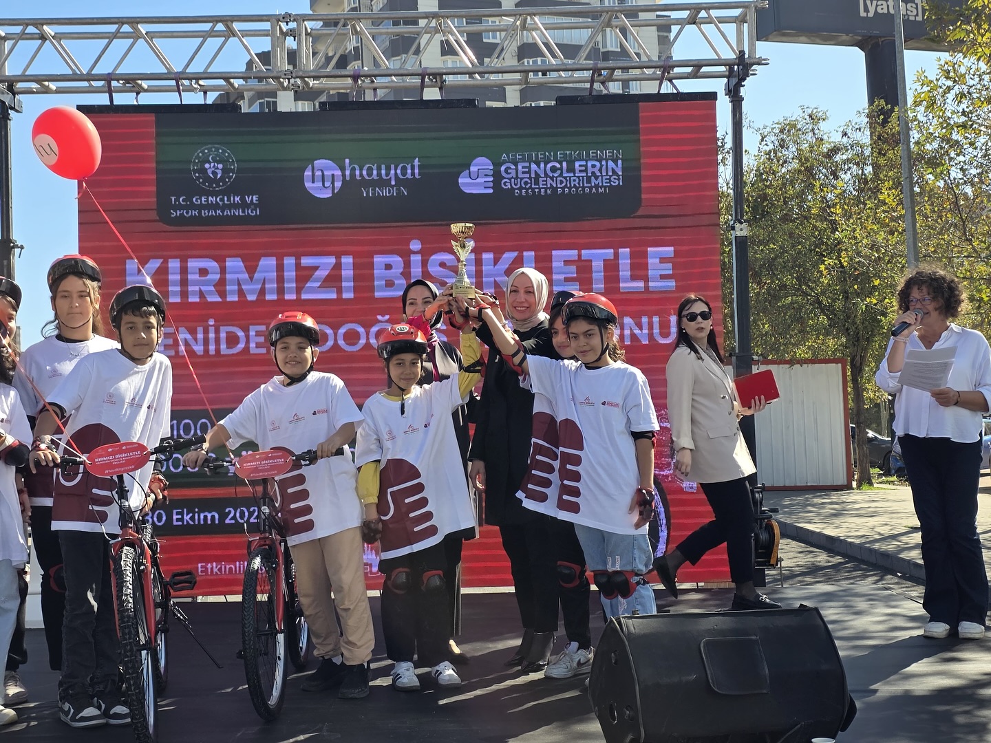 Kahramanmaraş’ta 100 Yetim Çocuğa Bisiklet Hediye Edildi6