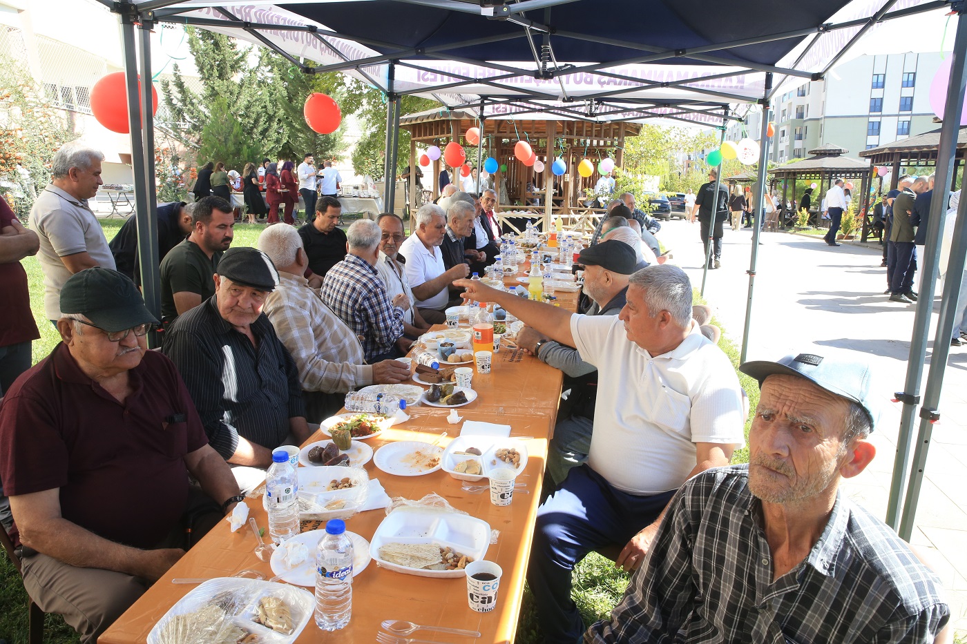 Kahramanmaraş'ta Huzurevi Sakinlerinden 'El Sanatları Kermesi' (5)