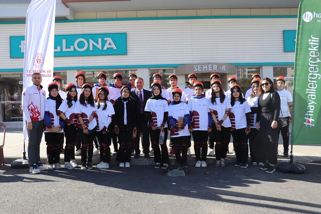 Kahramanmaraş’ta “Kırmızı Bisikletle Yeniden Doğuş Maratonu” Etkinliği Düzenlendi2
