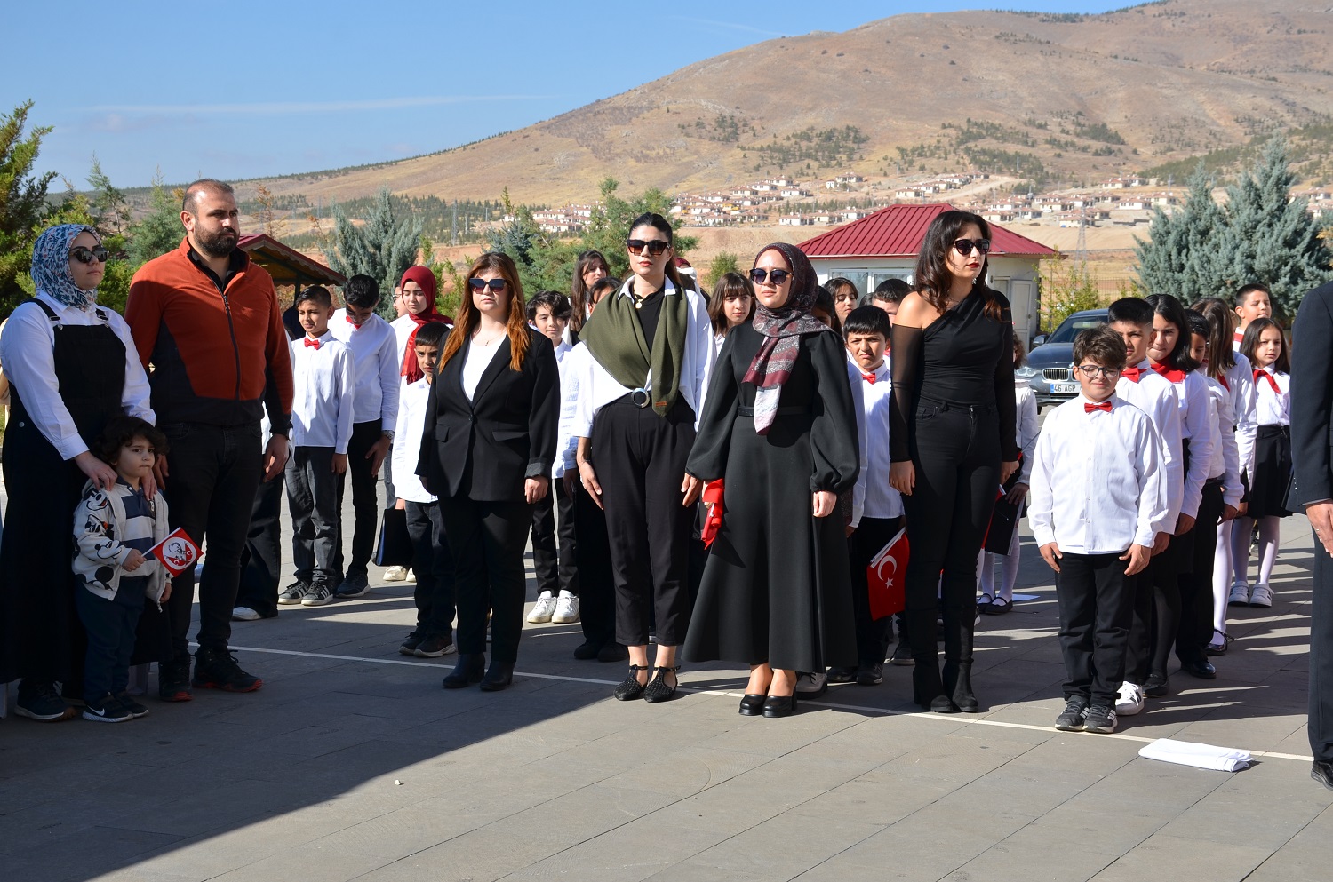 Karaoğlan Koleji’nde Cumhuriyetin 102. Yılı Coşkuyla Kutlandı (3)
