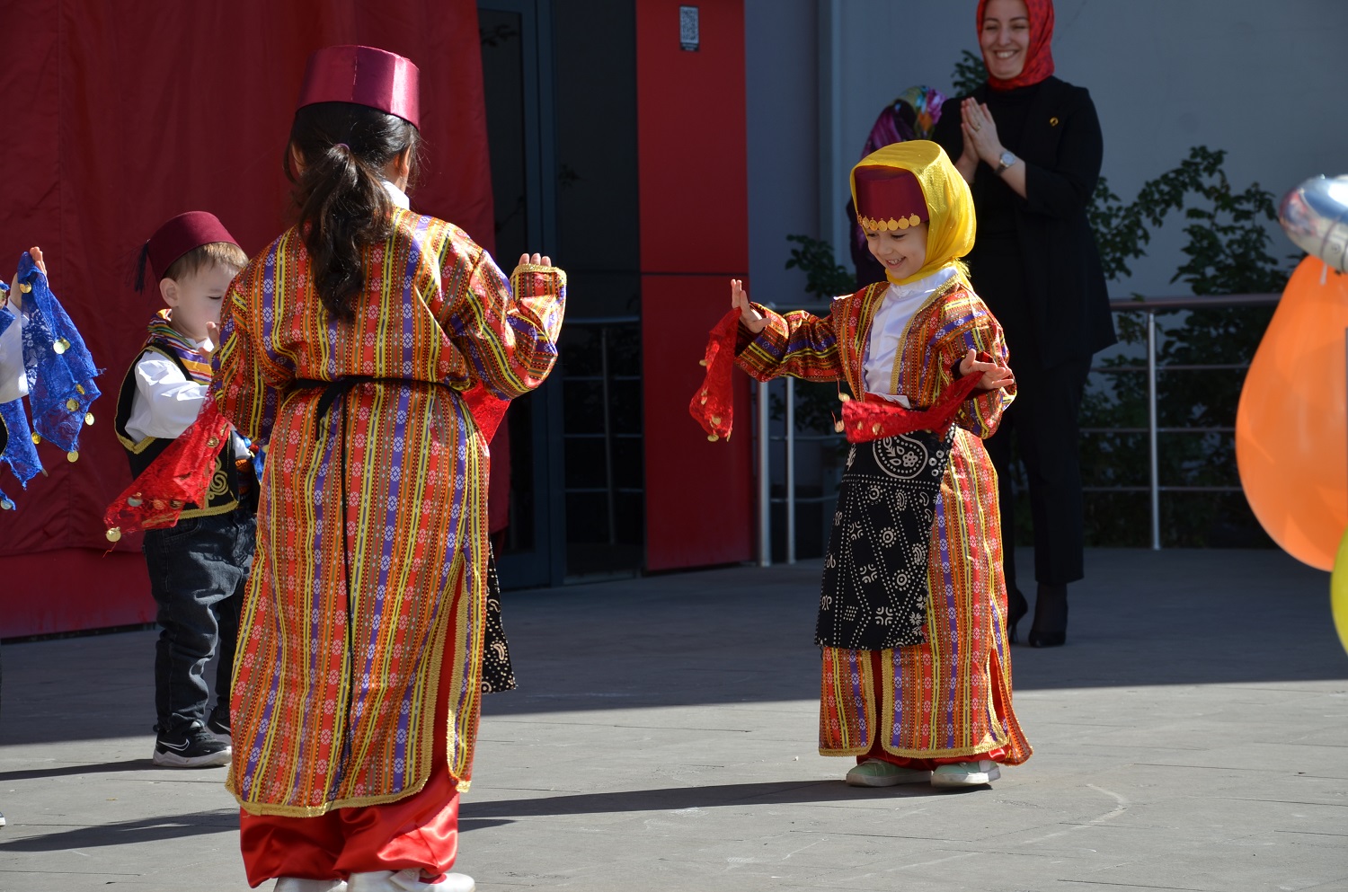 Karaoğlan Koleji’nde Cumhuriyetin 102. Yılı Coşkuyla Kutlandı (8)