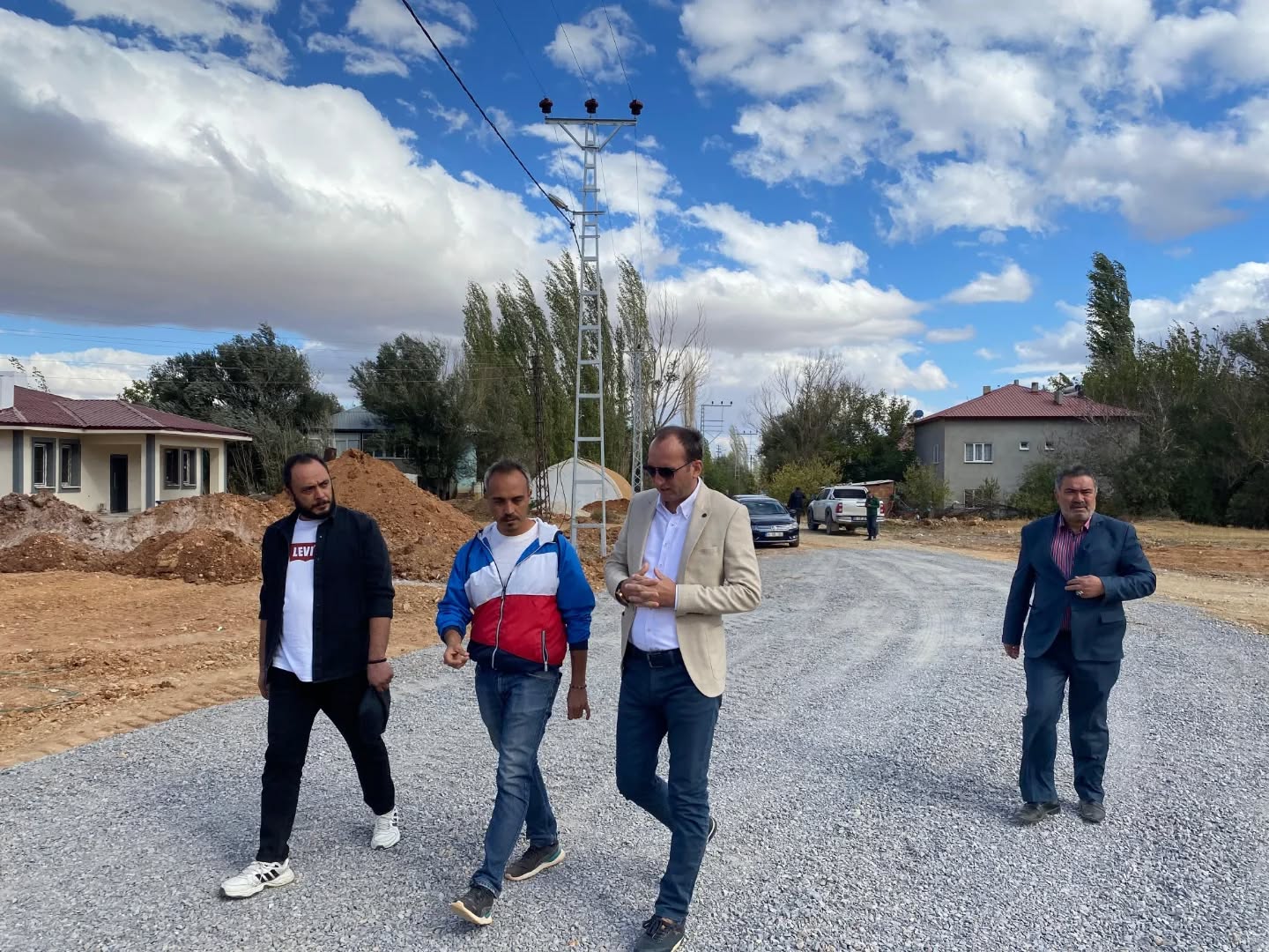 Kaymakam Sarıdoğan, Kırsal Konut Çalışmalarını Yerinde İnceledi111