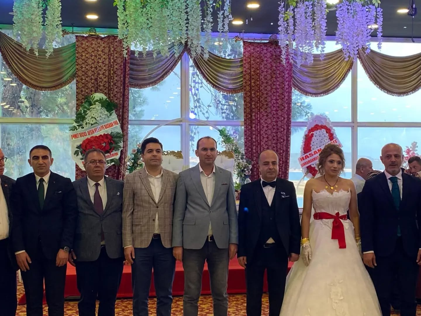 Kaymakam Sarıdoğan Ve Başkan Kıraç, Emniyet Müdürü Topal’ın Düğününe Katıldı1