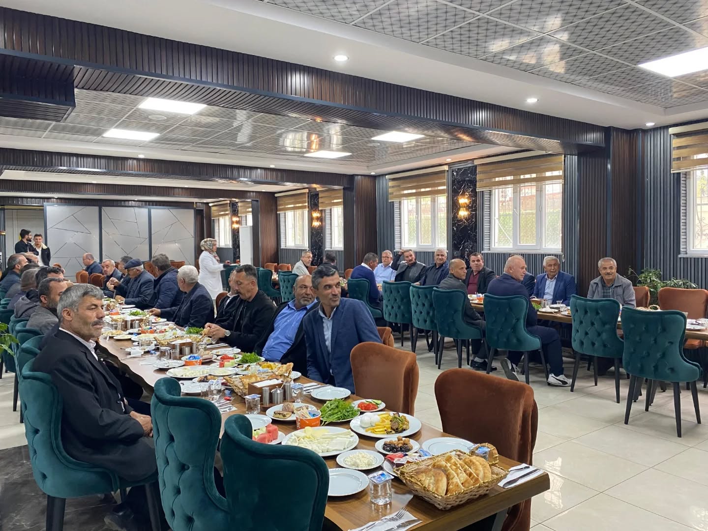 Kaymakam Sarıdoğan Ve Başkan Kıraç Muhtarlarla Kahvaltıda Buluştu3