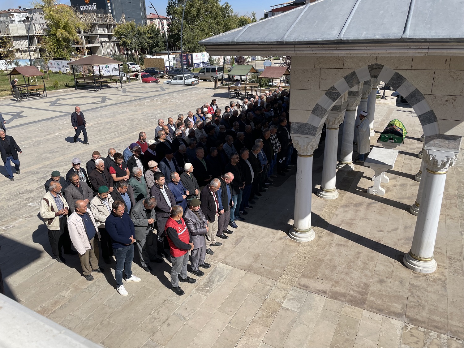 Kazada Hayatını Kaybeden Nuray Bekiroğlu Toprağa Verildi (3)