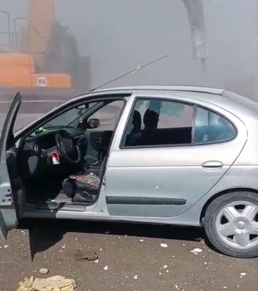 Kontrolsüz Yıkım Araçlara Ve İş Yerlerine Zarar Verdi 1