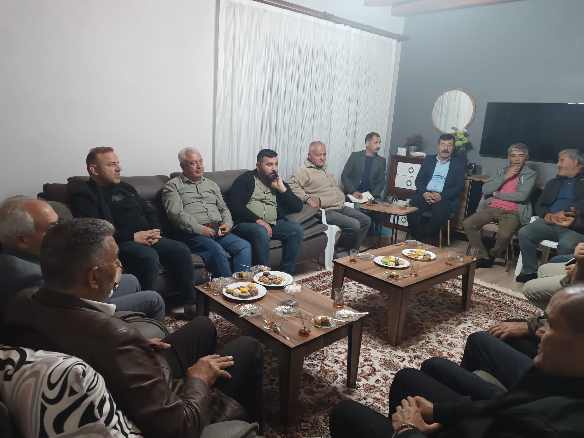 Mhp Afşin İlçe Teşkilatından Candemir Ailesine Ziyaret2