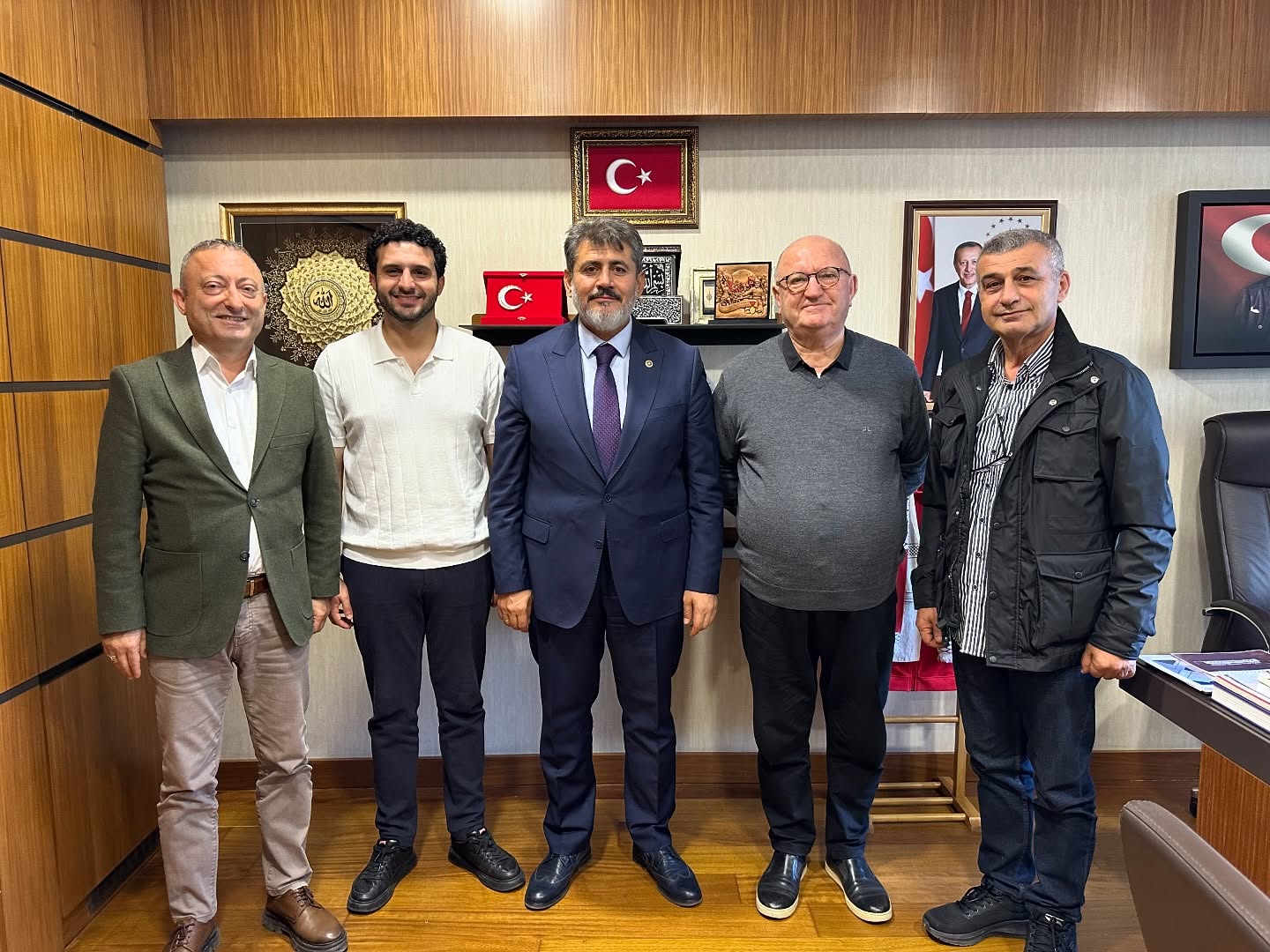 Milletvekili Debgici'den Meclis’te Yoğun Ziyaret Trafiği (4)