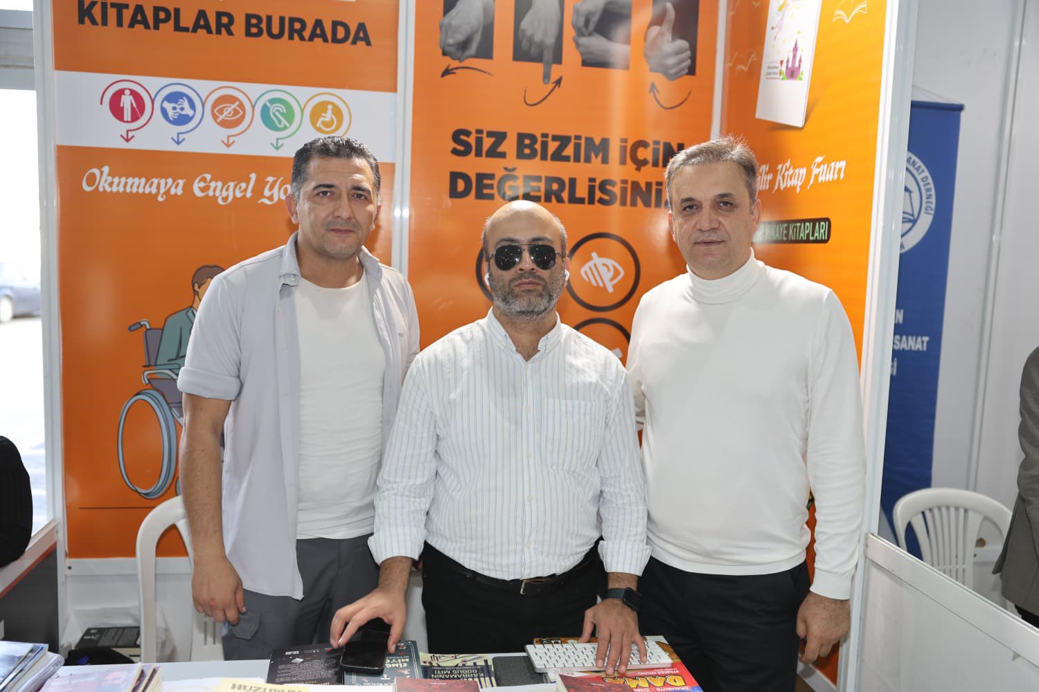 Milletvekili Kurt 10. Uluslararası Kahramanmaraş Kitap Fuarı’na Katıldı4