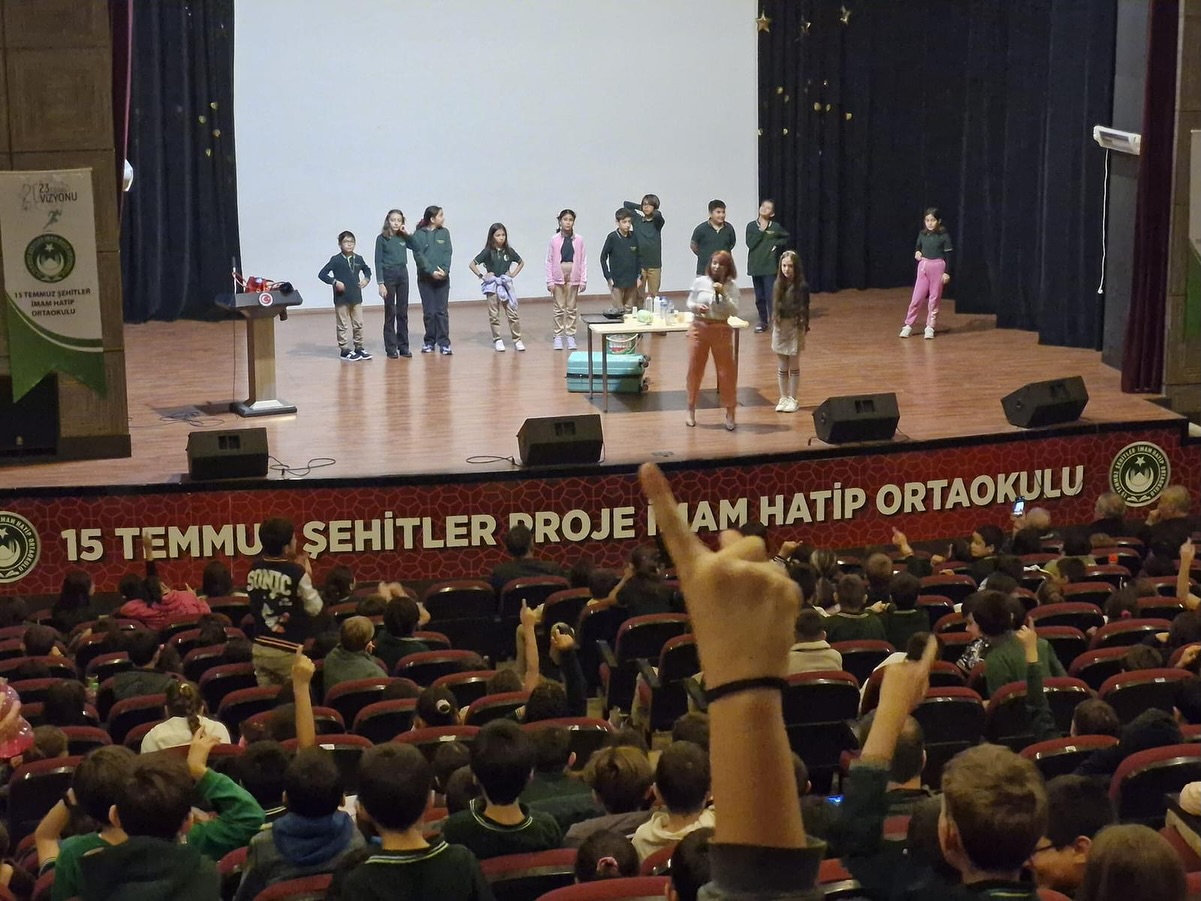 “Mucit Abla Ile Deneyler” Etkinliği Öğrencilerle Buluştu2