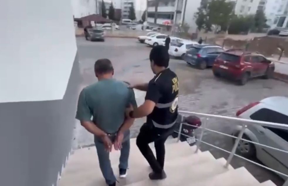 Silah Kaçakçılığı Operasyonu 7 Tutuklama 1