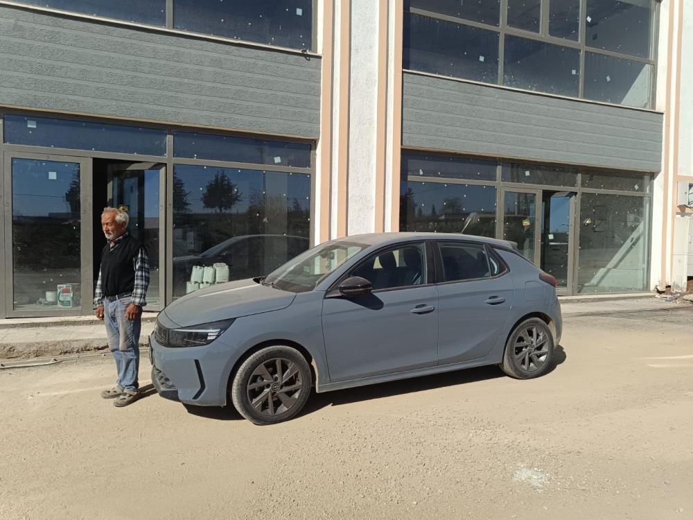 Şüpheli Bomba Düzeneği Nedeniyle Engelli Çocuğu İçin Aldığı Araç Zarar Gördü 1