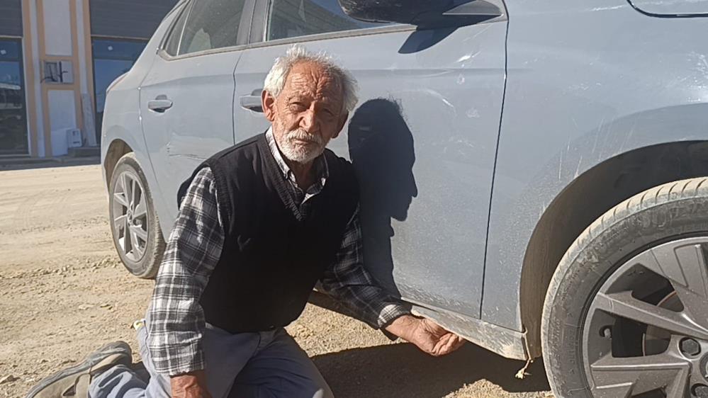 Şüpheli Bomba Düzeneği Nedeniyle Engelli Çocuğu İçin Aldığı Araç Zarar Gördü 5