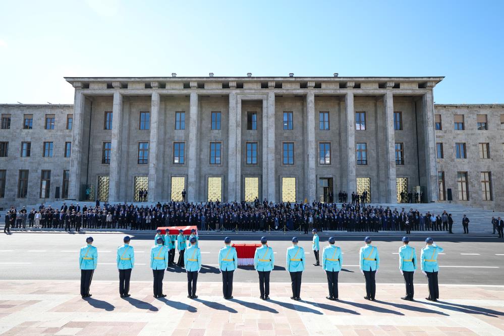 Tbmm'de Ökkeş Şendiller Için Tören Düzenlendi 3